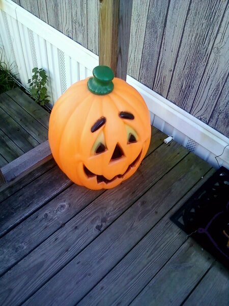 pumpkin porch.jpg